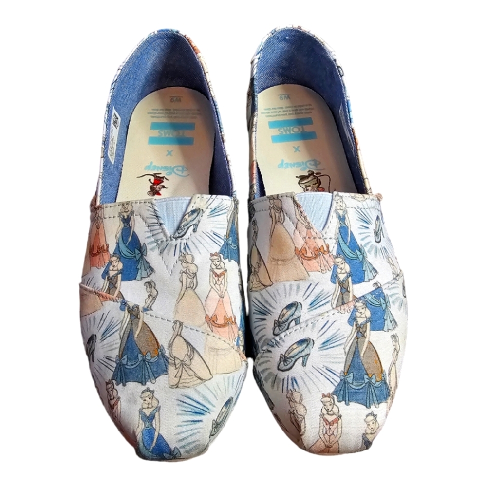 Rare Toms Disney Princess shoes